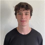 Professeur de maths sur Paris, disponible en Juin/Juillet. Actuellement en école d'ingénieur, je suis entré aux Mines de Nancy après deux ans de classe préparatoire (PCSI puis PSI*)